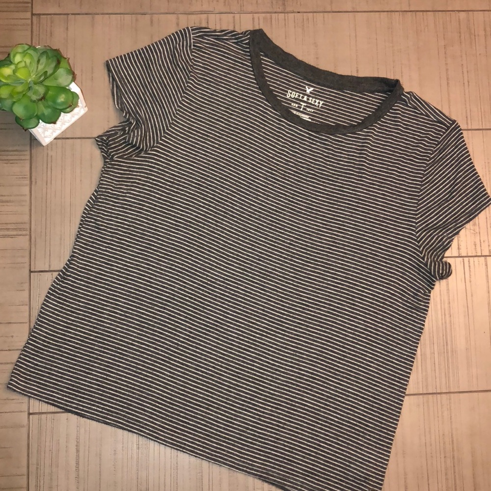 🟣AMERICAN EAGLE SOFT AND SEXY T-SHIRT SZ LARGE